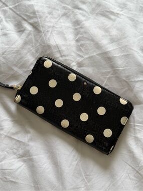 kate spade Black White Polka Dot Zip Pocket Wallet